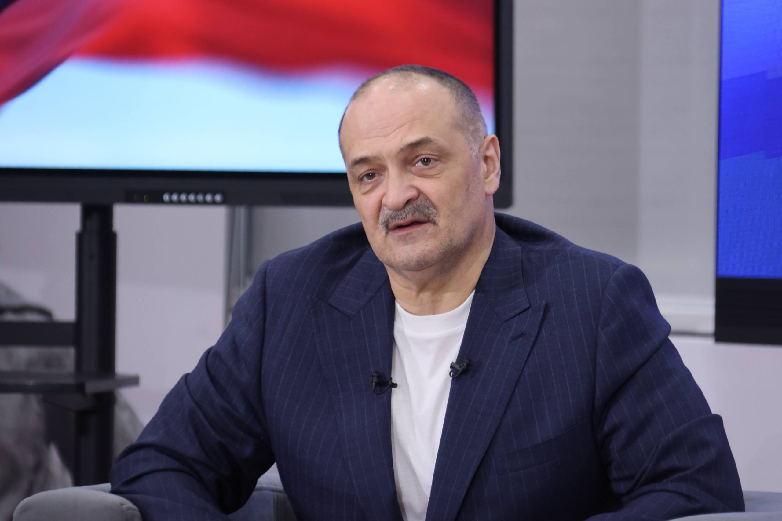 Арсланбек Алибеков прокомментировал встречу Сергея Меликова с журналистами, общественниками и блогерами